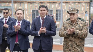 ՀՀ քննչական կոմիտեի զինվորական քննչական գլխավոր վարչության 6-րդ կայազորային քննչական բաժինը հիմնանորոգված վարչական շենք ունի․ բացման արարողությանը մասնակցել է ՀՀ քննչական կոմիտեի նախագահը (տեսանյութ, լուսանկարներ)